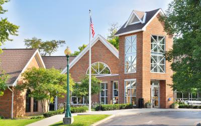 North entrance of Old Worthington Library