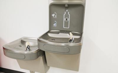 Drinking fountains with water bottle filler
